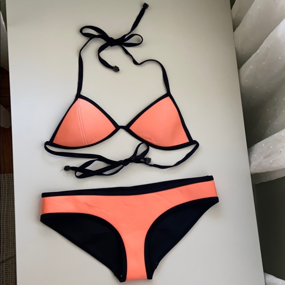 Triangl Bikini